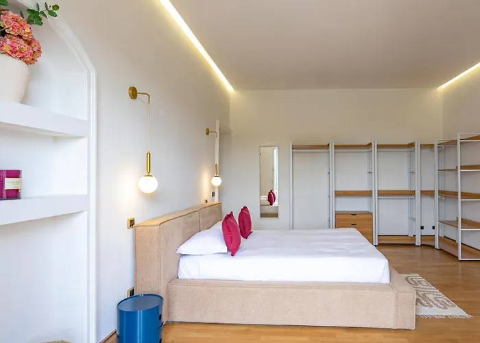 Апартаменты Easytopstay - La Dolce Escape Рим